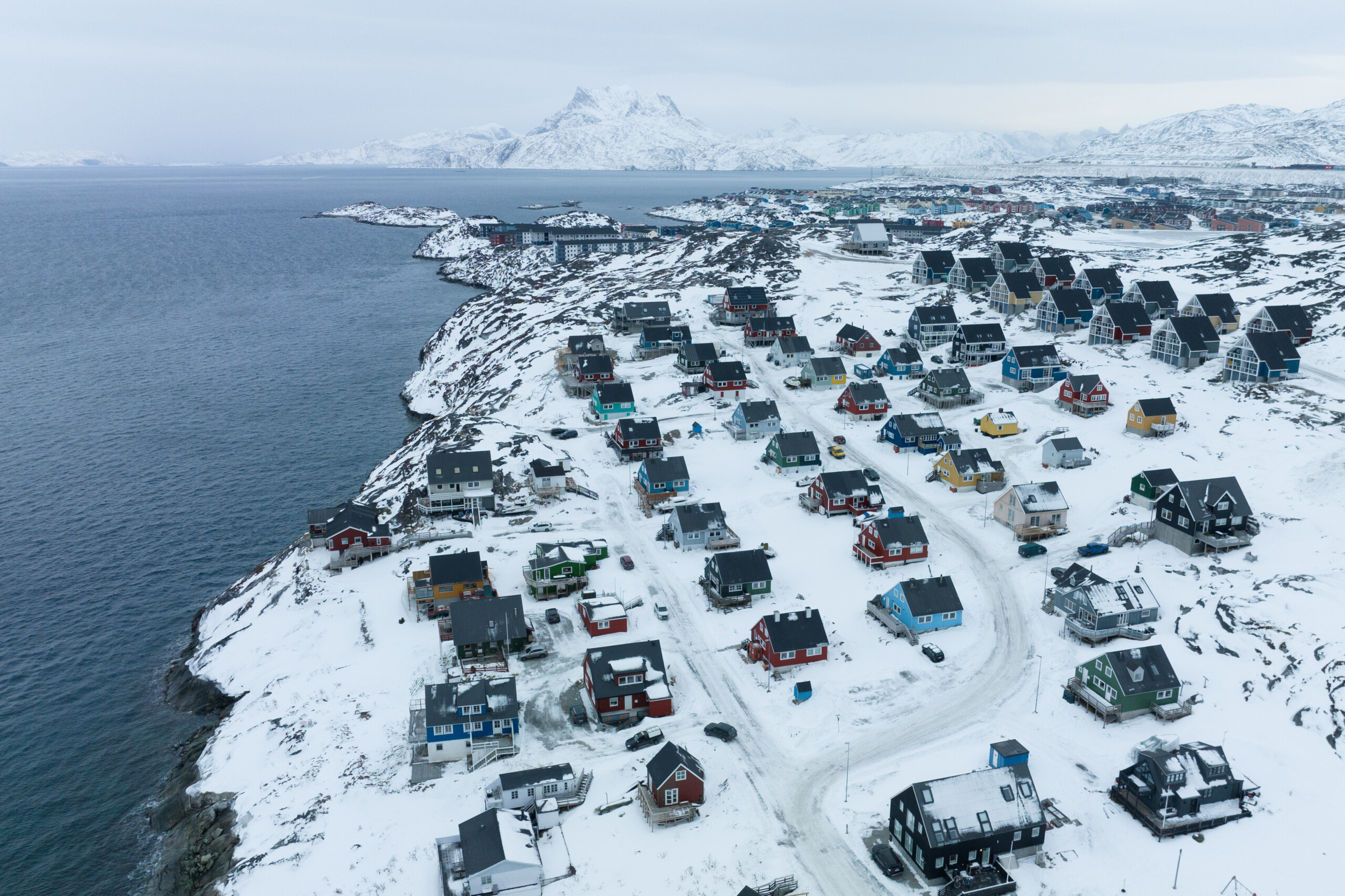 groenland nuuk plonge dans le noir a cause dune panne provoquee par de forts vents scaled