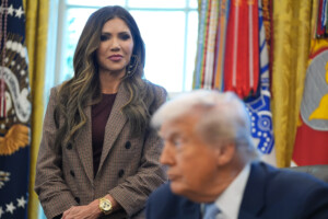 etats unis medias rencontre de deux heures trump noem sur fond de polemique apres la fusillade de minneapolis