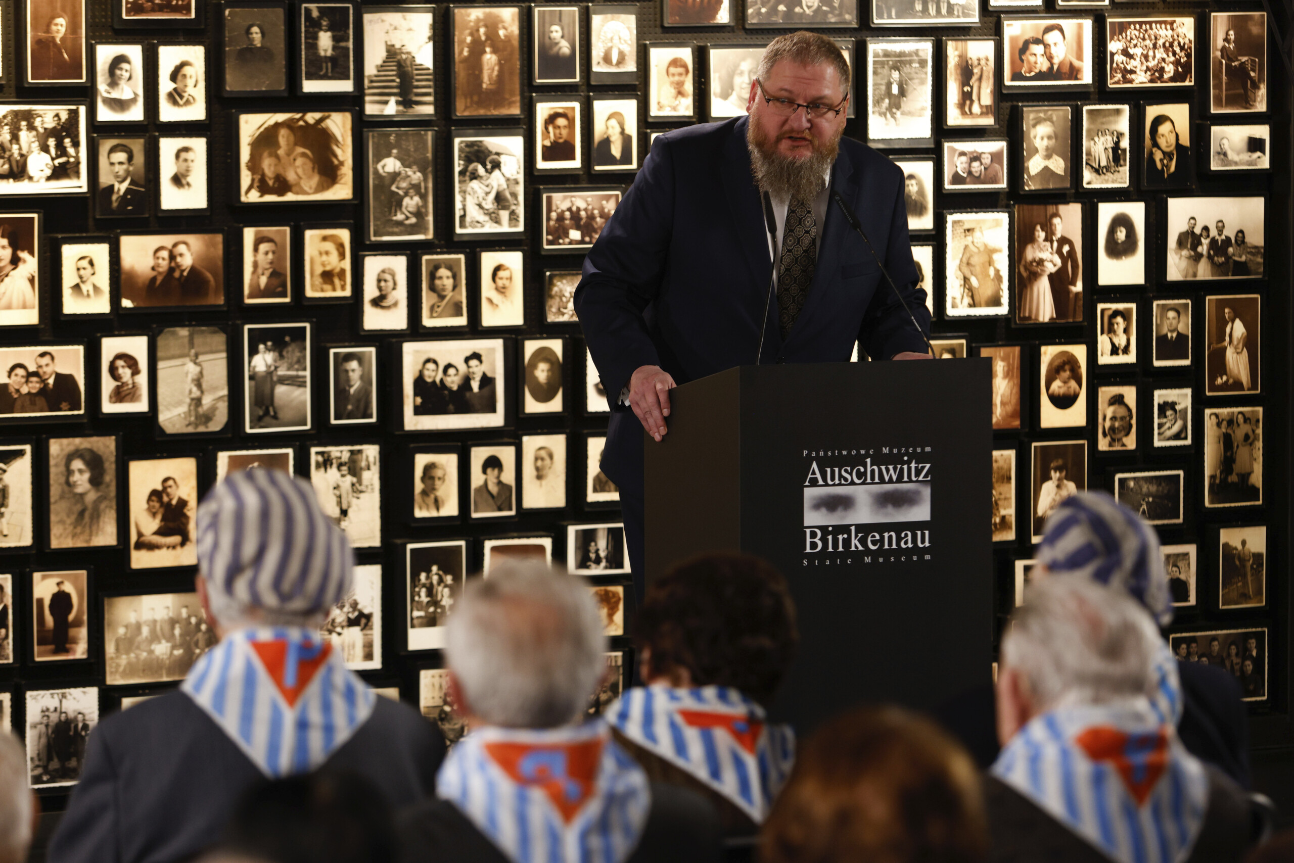 Shoah, directeur du Mémorial d'Auschwitz : « Les survivants nous ont laissé leurs récits » 1 shoah directeur du memorial dauschwitz les survivants nous ont laisse leurs recits scaled