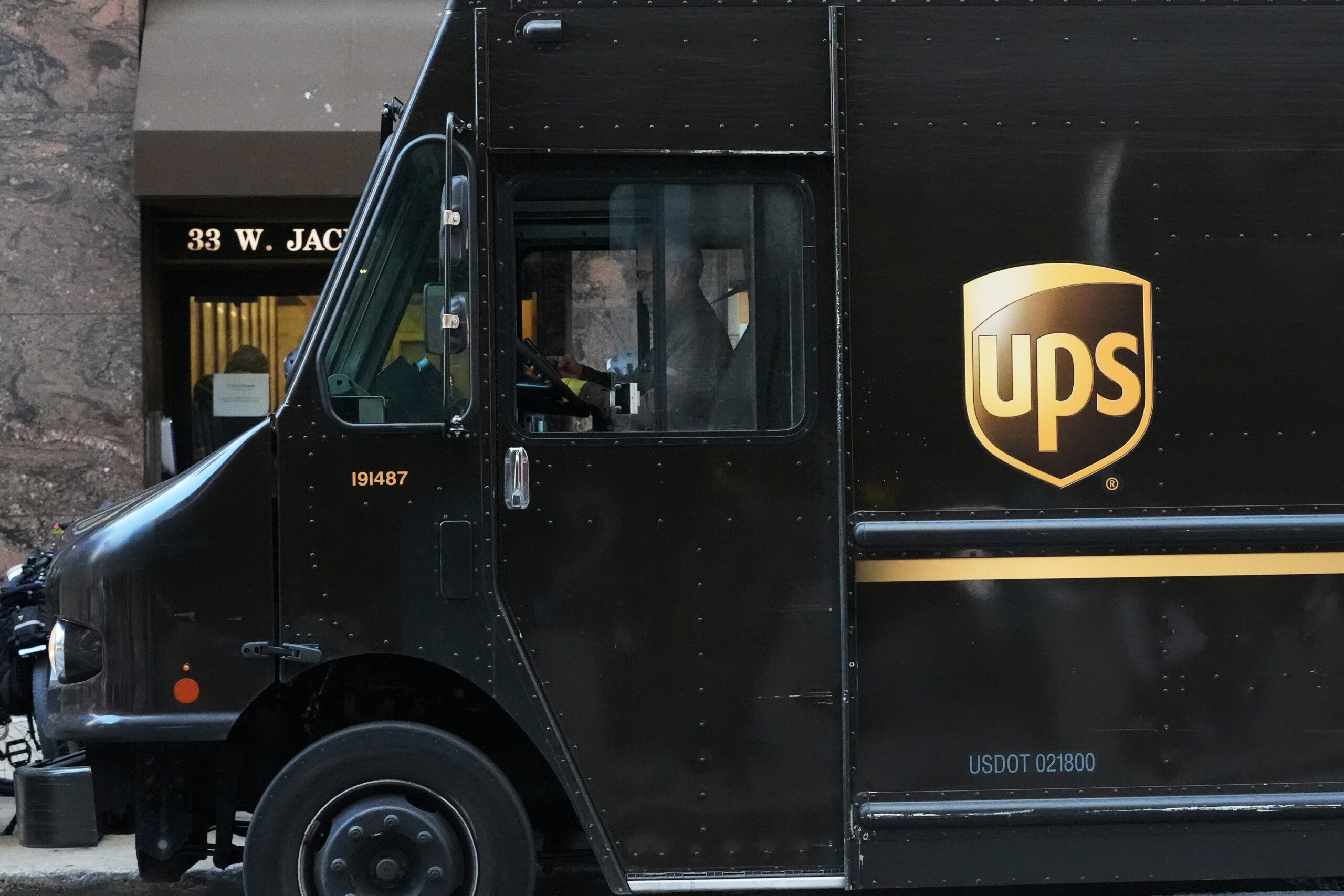 ups supprimera jusqua 30 000 emplois en 2026 scaled