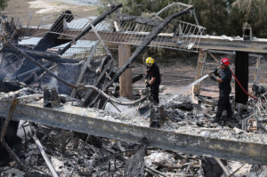france incendie dans un hotel de luxe a courchevel pres de 300 personnes evacuees