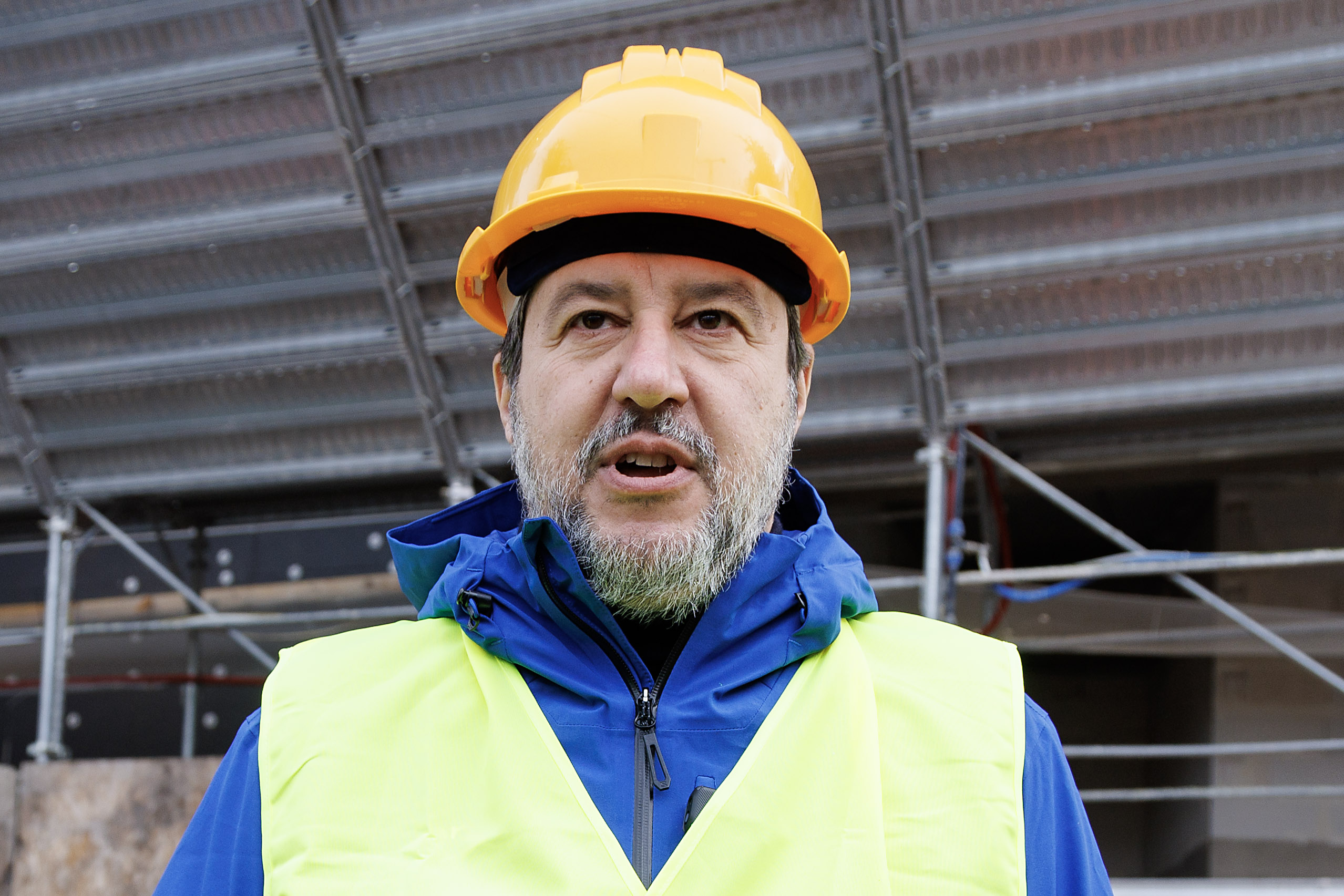 Naufrage à Cutro, Salvini : « Il est regrettable de poursuivre les militaires plutôt que les trafiquants et les passeurs » 1 naufrage a cutro salvini il est regrettable de poursuivre les militaires plutot que les trafiquants et les passeurs