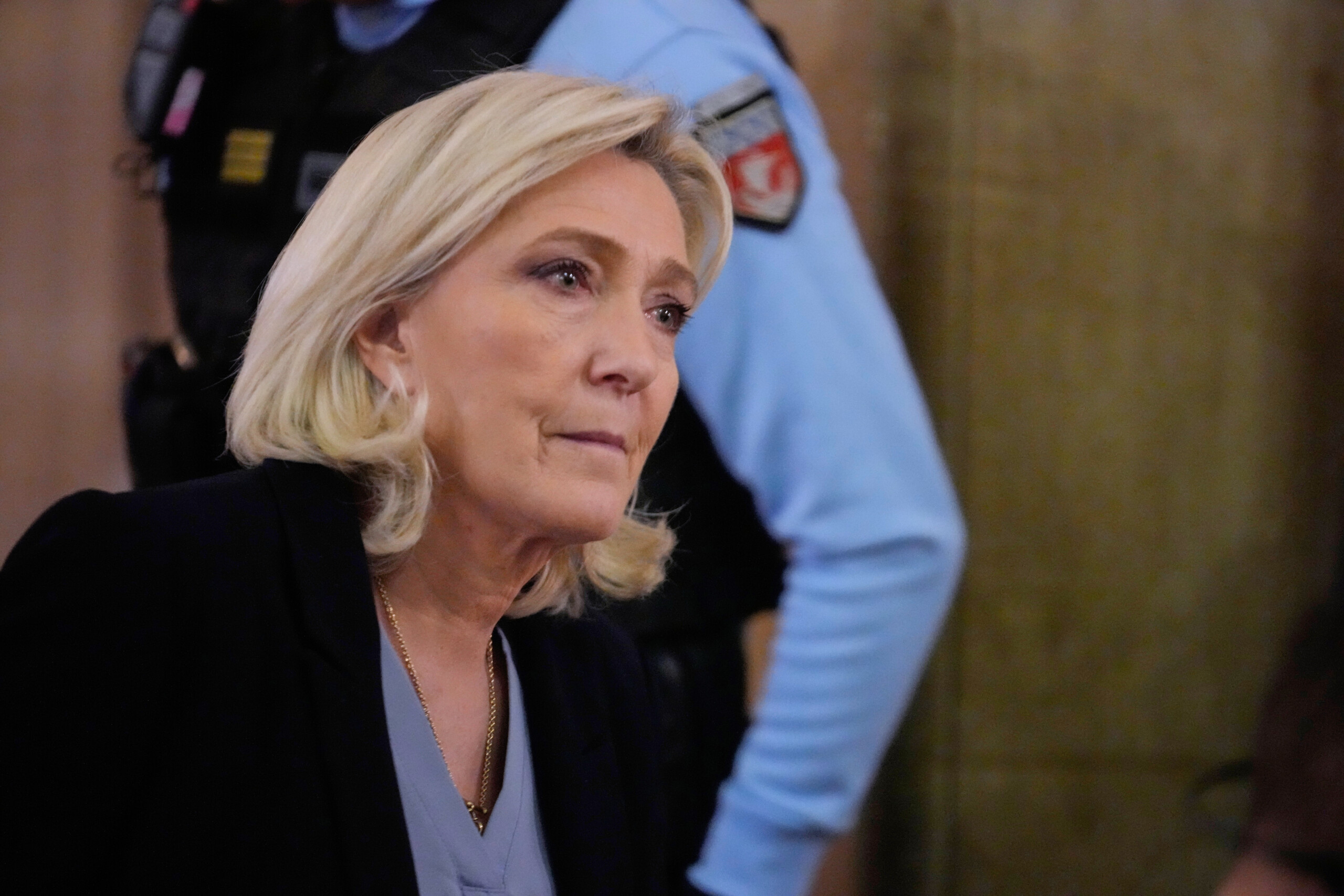France : les procureurs demandent l'interdiction d'exercer des fonctions publiques pour Marine Le Pen 1 france les procureurs demandent linterdiction dexercer des fonctions publiques pour marine le pen scaled