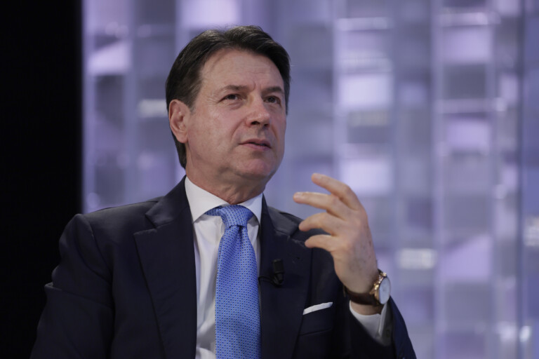 securite conte les mesures du gouvernement sont de la propagande elles visent seulement a reprimer la dissidence