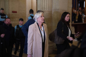 france la cour dappel fixe au 7 juillet le verdict dans laffaire le pen