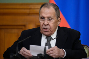 groenland lavrov si elle est militarisee nous prendrons des contre mesures