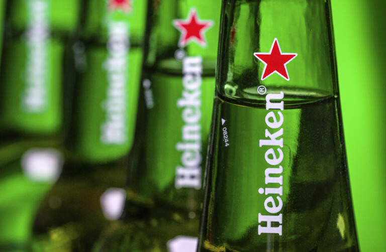 heineken va supprimer jusqua 6 000 emplois dici deux ans
