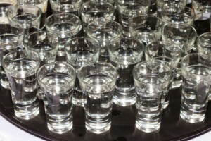 jeux olympiques la finlande suspend lentraineur de saut a ski pour des problemes dalcoolisme