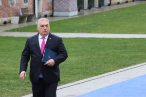 ukraine orban a zelensky ladhesion a lue nest pas decidee par les pays candidats