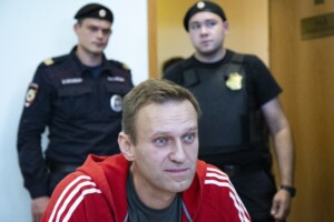 navalny royaume uni seule la russie avait les moyens et le mobile pour lempoisonner des mesures doivent maintenant etre prises
