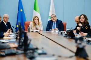 intemperies meloni en sicile le premier ministre se rend a niscemi avec ciciliano