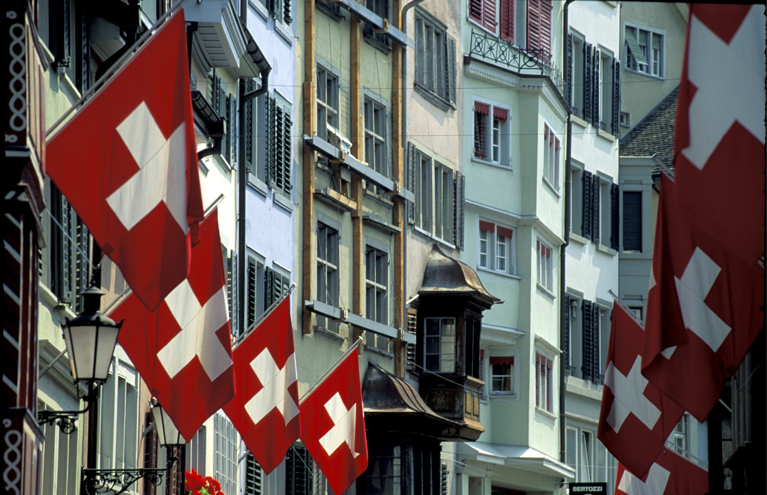 suisse deraillement dun train aucun italien nest implique scaled