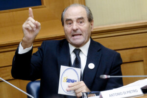 referendum di pietro les affirmations erronees de ceux qui soutiennent le non constituent un delit ethique