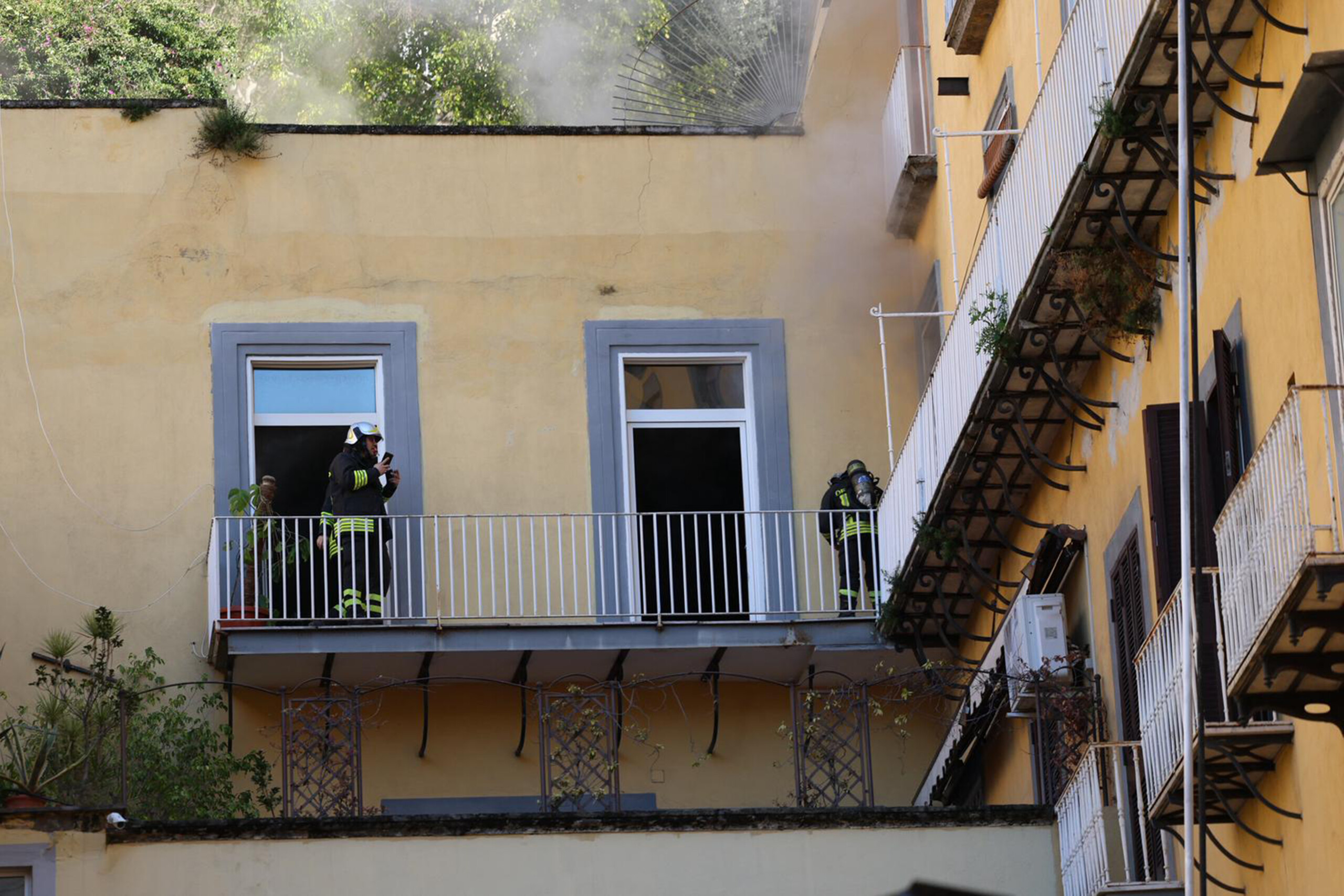 sannazaro 60 personnes evacuees aucun blesse scaled