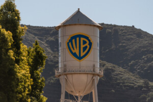 warner bros relance les negociations avec paramount prolongation de 7 jours