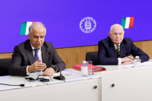 autonomie feu vert du conseil des ministres aux accords preliminaires avec les regions du nord