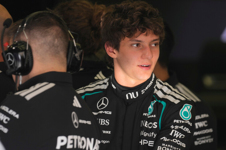 f1 essais a bahrein antonelli le plus rapide quatrieme temps pour hamilton