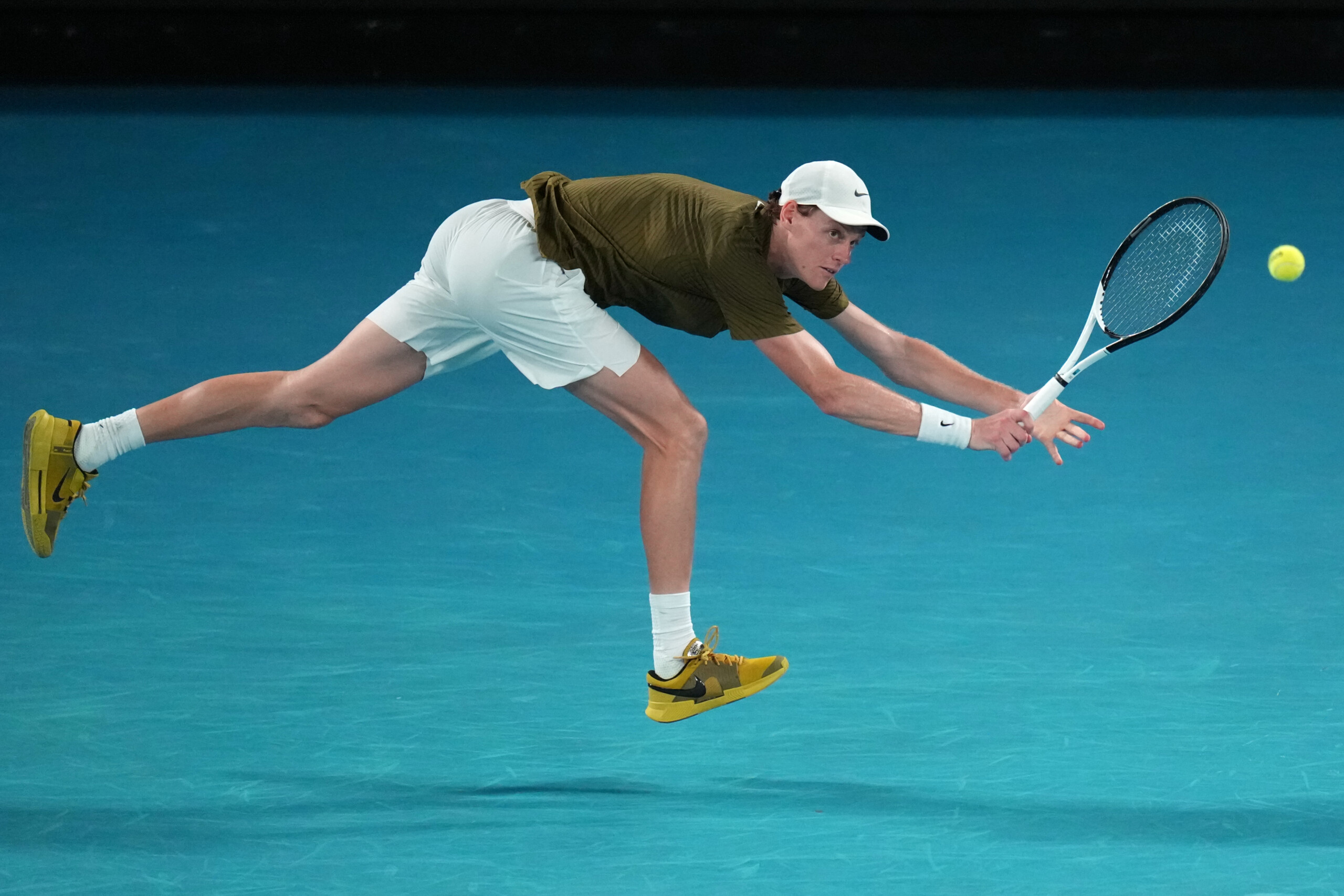 tennis atp doha sinner elimine en quarts de finale par mensik scaled