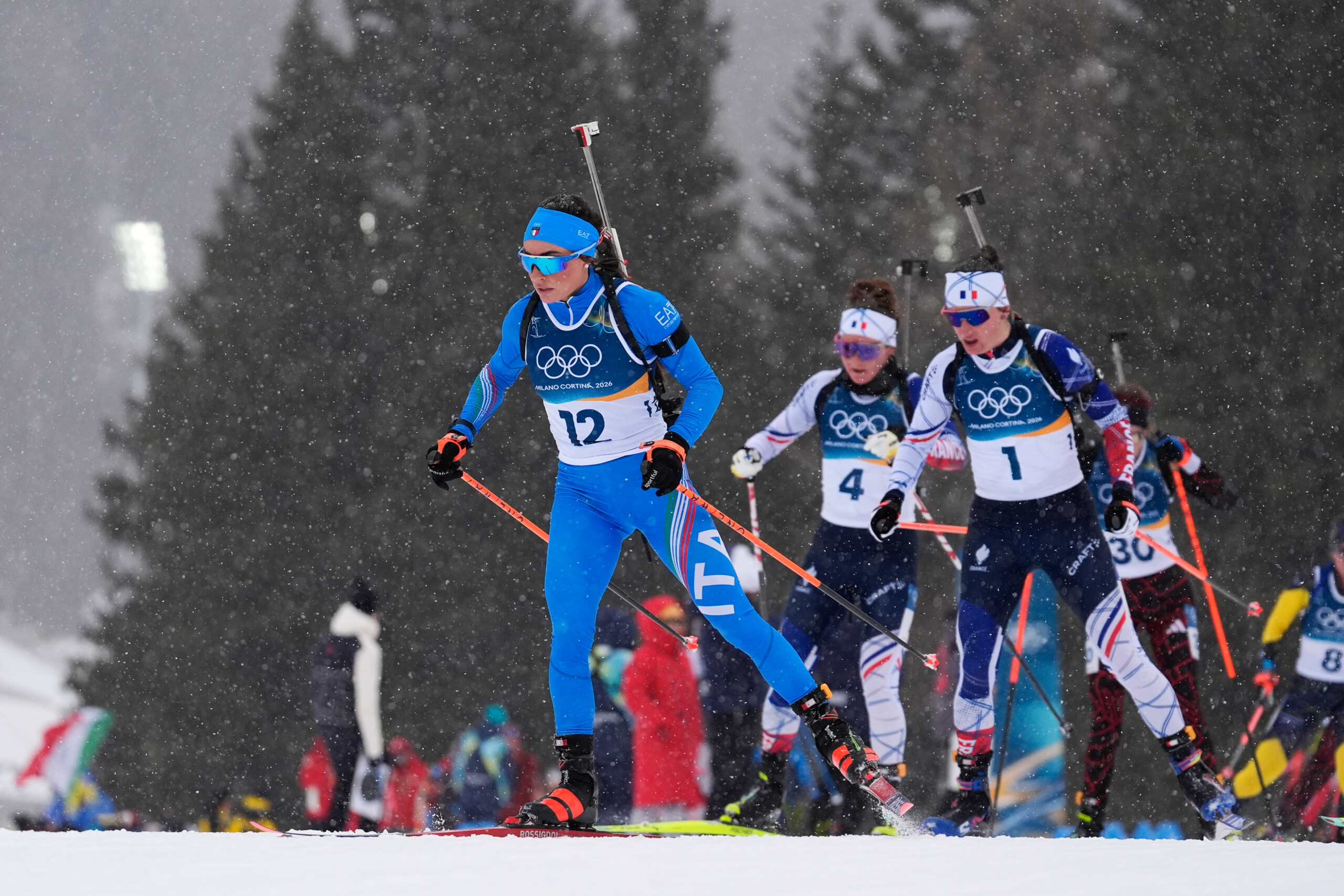 milan cortina biathlon wierer 5e dans le depart en ligne double francais scaled