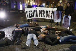 david rossi pour expertise des blessures au visage non attribuables uniquement a une chute