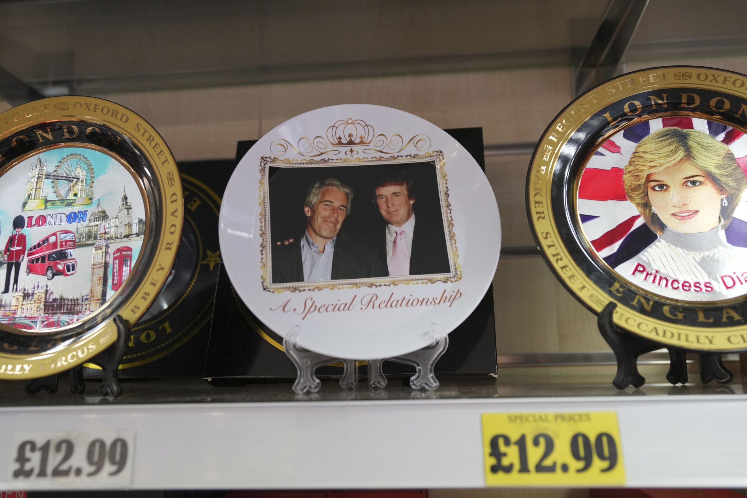 Affaire Epstein, NYT : « Des documents publiés manquent concernant les accusations contre Trump » 1 affaire epstein nyt des documents publies manquent concernant les accusations contre trump scaled