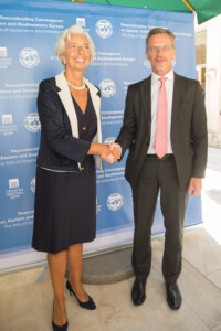 bce le conseil des gouverneurs donne son feu vert a vujcic comme nouveau vice president