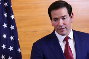 iran rubio teheran doit discuter de son programme de missiles