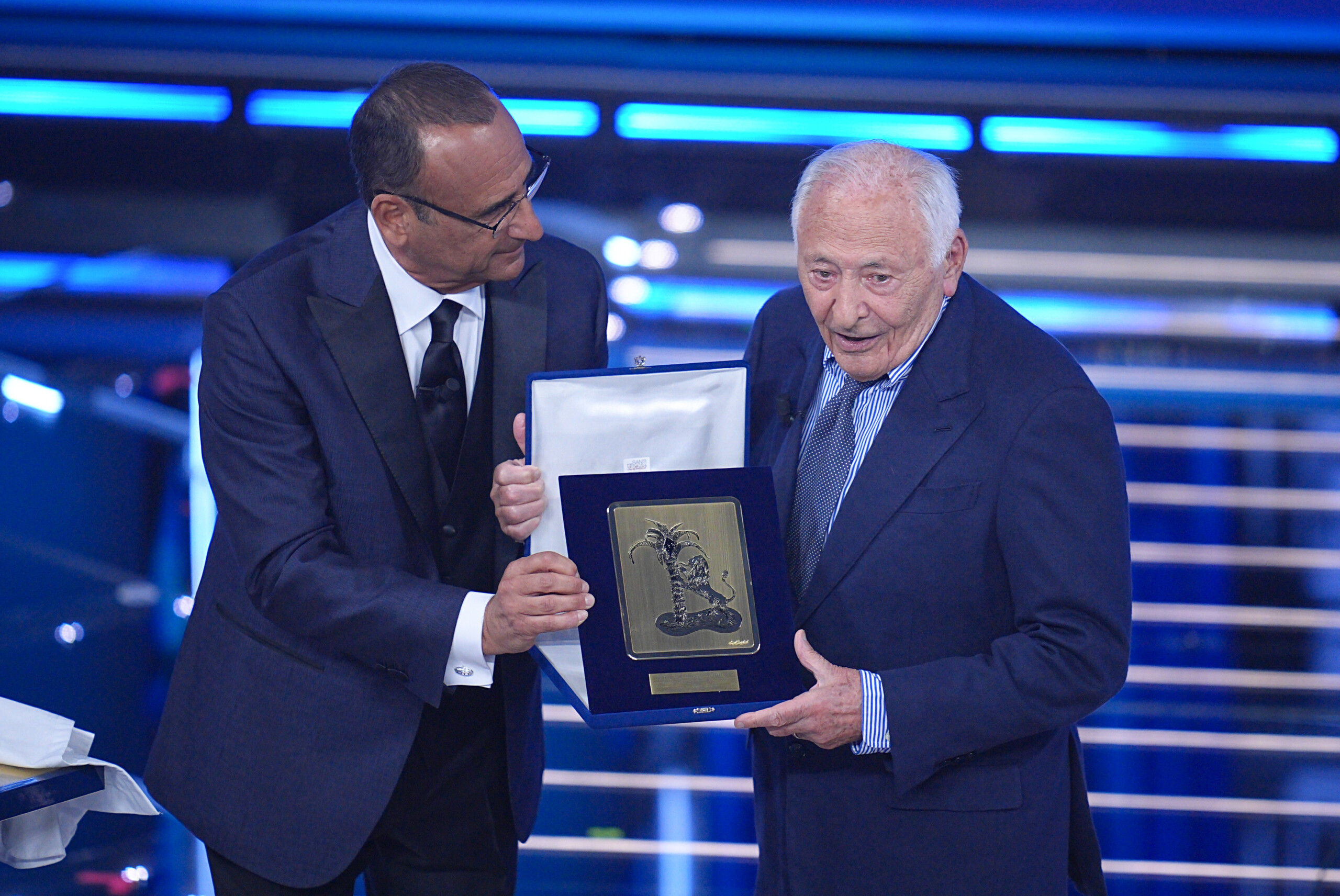 sanremo mogol le voyage en helicoptere des pompiers tout sest tres bien passe scaled