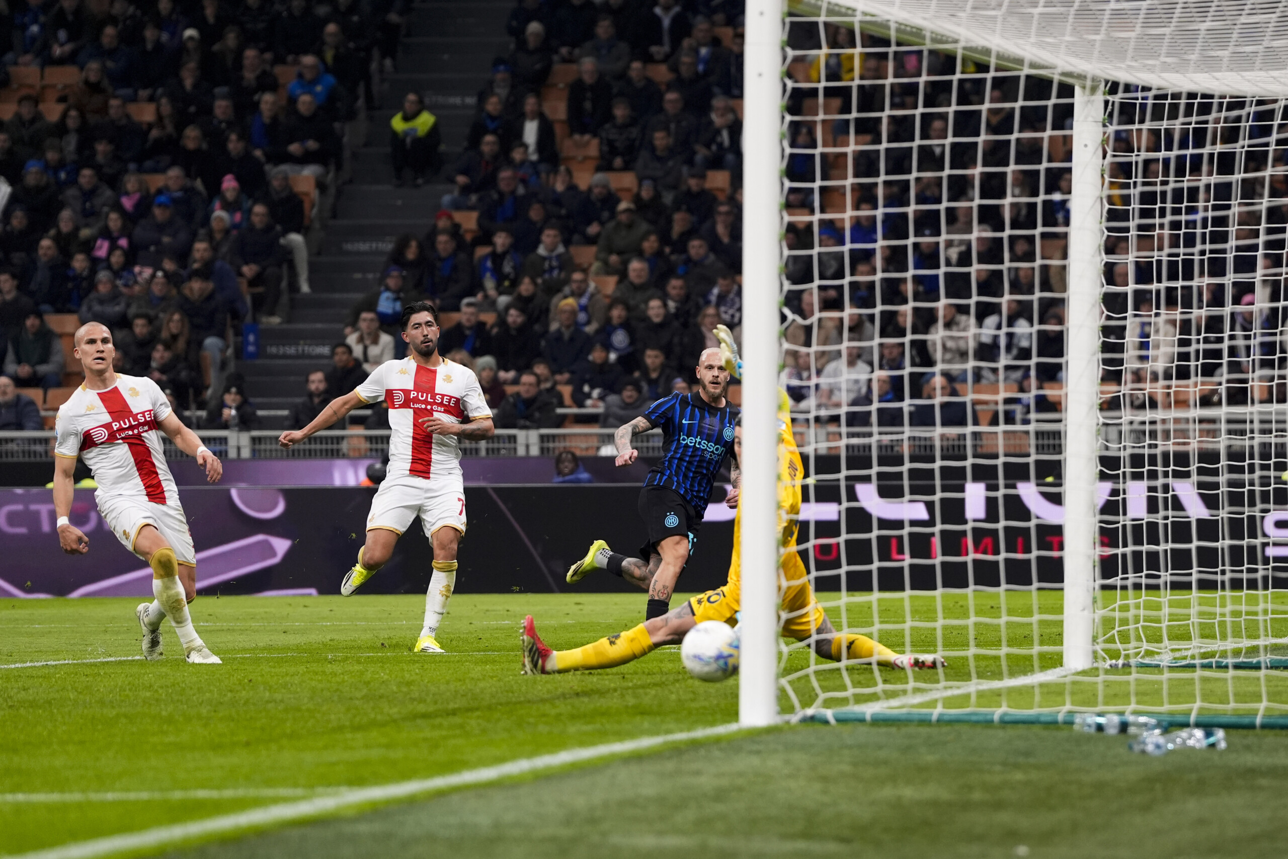 Football : Serie A, Inter-Gênes 2-0 : tout facile pour les Nerazzurri 1 football serie a inter genes 2 0 tout facile pour les nerazzurri scaled