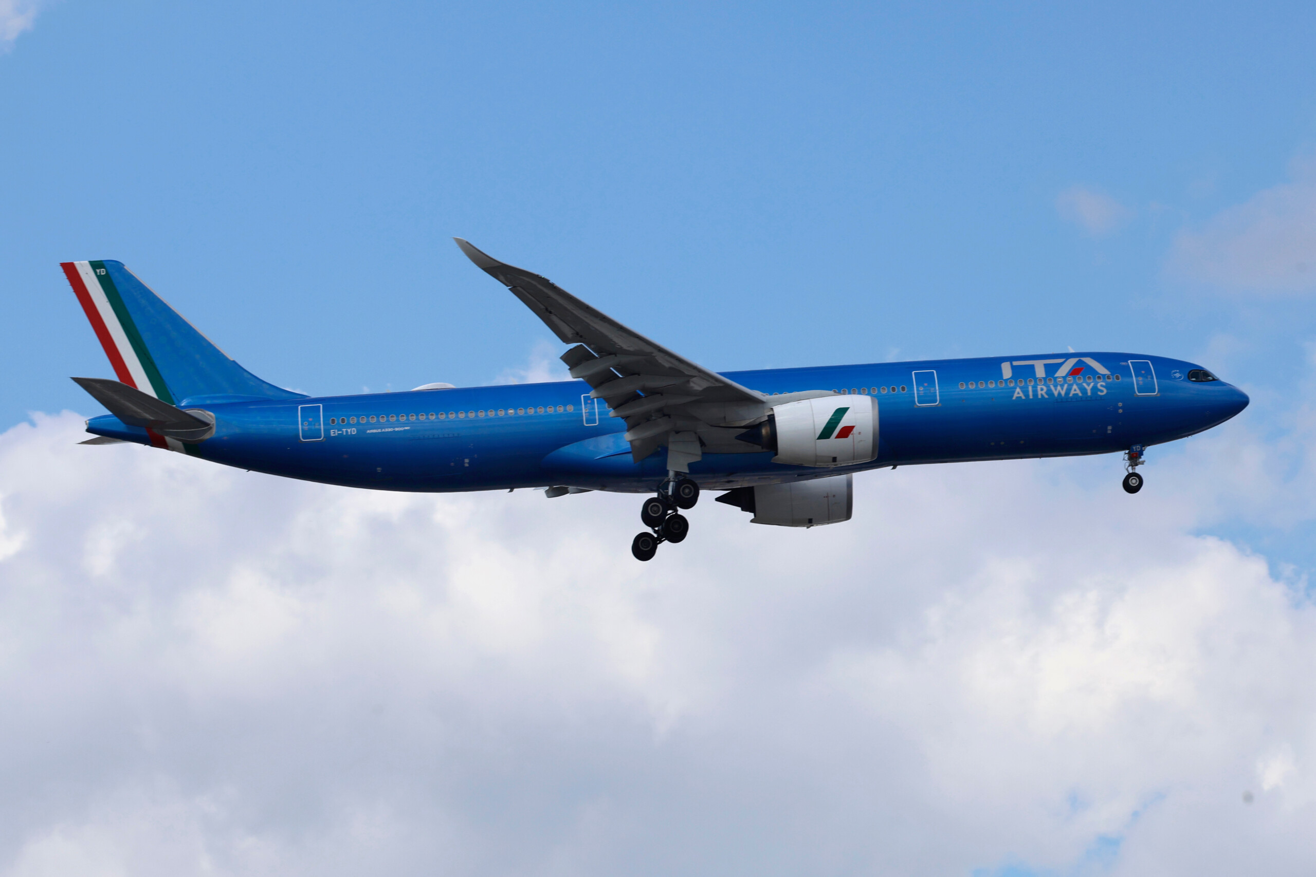 Iran, Italie : « Suspension des vols vers Tel Aviv jusqu'au 8 mars et vers Dubaï jusqu'au 4 mars » 1 iran italie suspension des vols vers tel aviv jusquau 8 mars et vers dubai jusquau 4 mars scaled