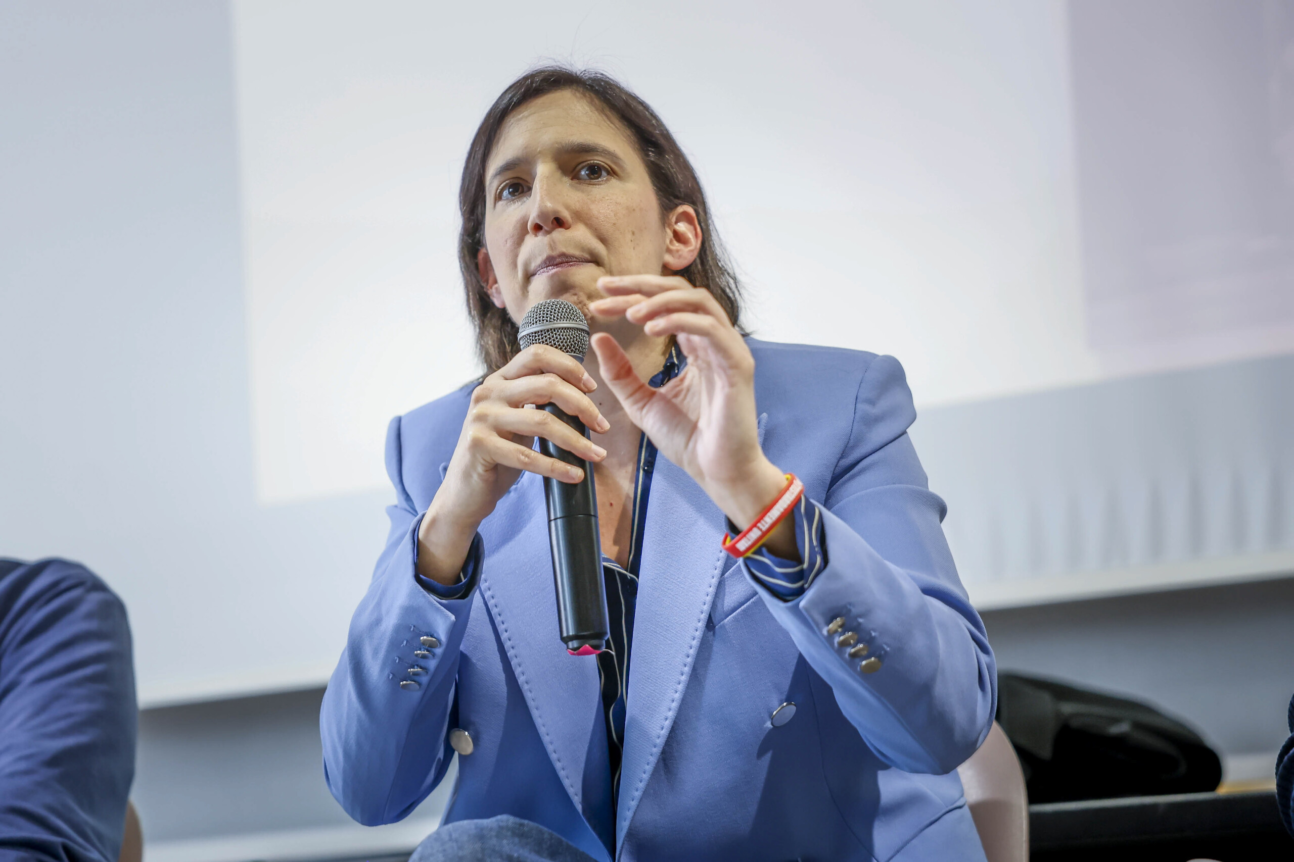 Iran : Schlein : « Les coûts de l’essence et du gaz s’envolent, que fait le gouvernement ? » 1 iran schlein les couts de lessence et du gaz senvolent que fait le gouvernement scaled