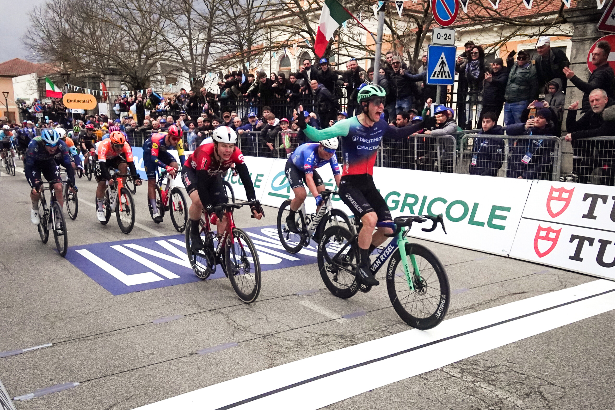 cyclisme tirreno adriatico 3e etape a lund andresen del toro reste leader scaled