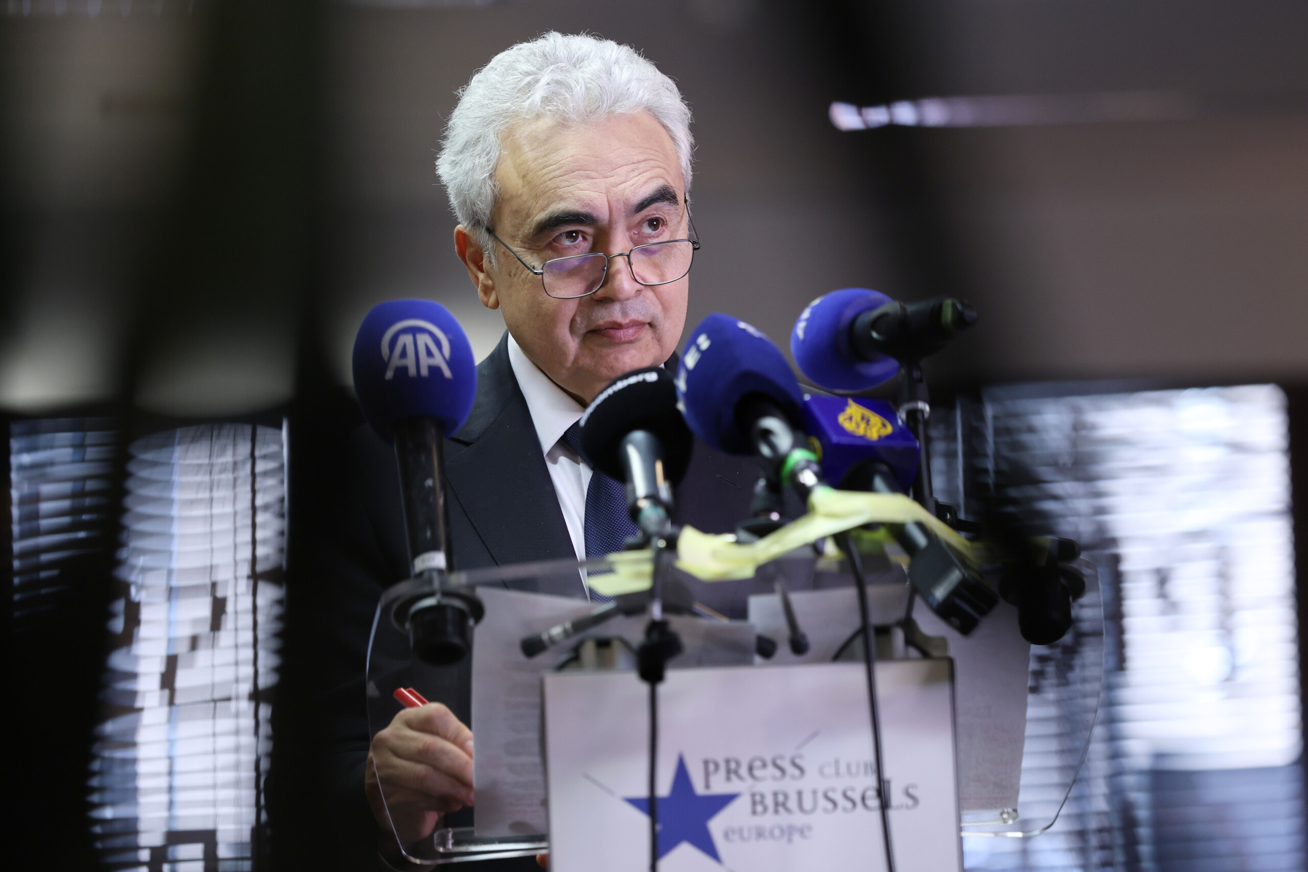 iran feu vert de laie pour la liberation de 400 millions de barils de reserves petrolieres scaled