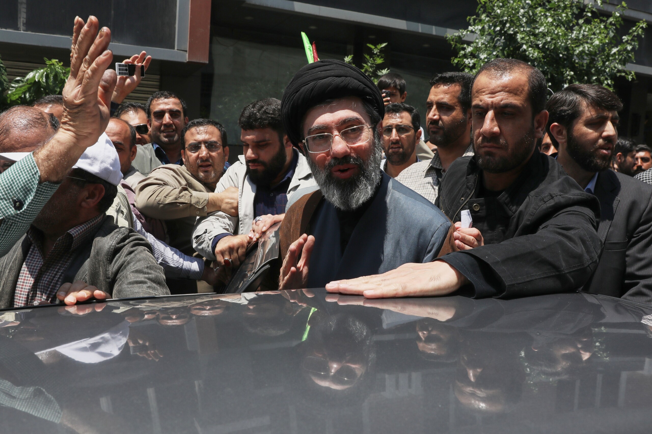 iran selon certaines sources mojtaba khamenei aurait ete blesse au debut de la guerre scaled