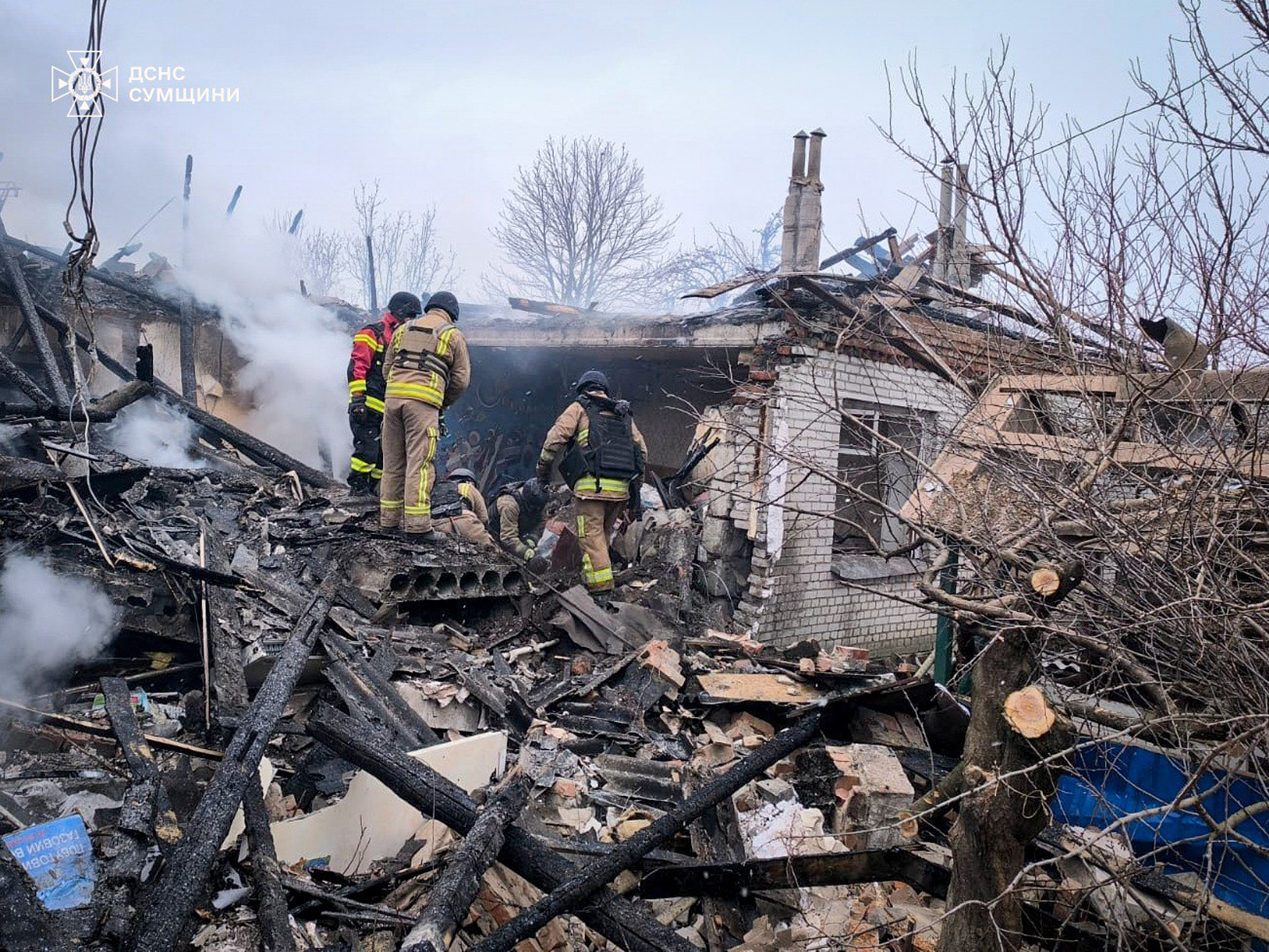 ukraine kiev deux morts dans une attaque russe dans la region de sumy