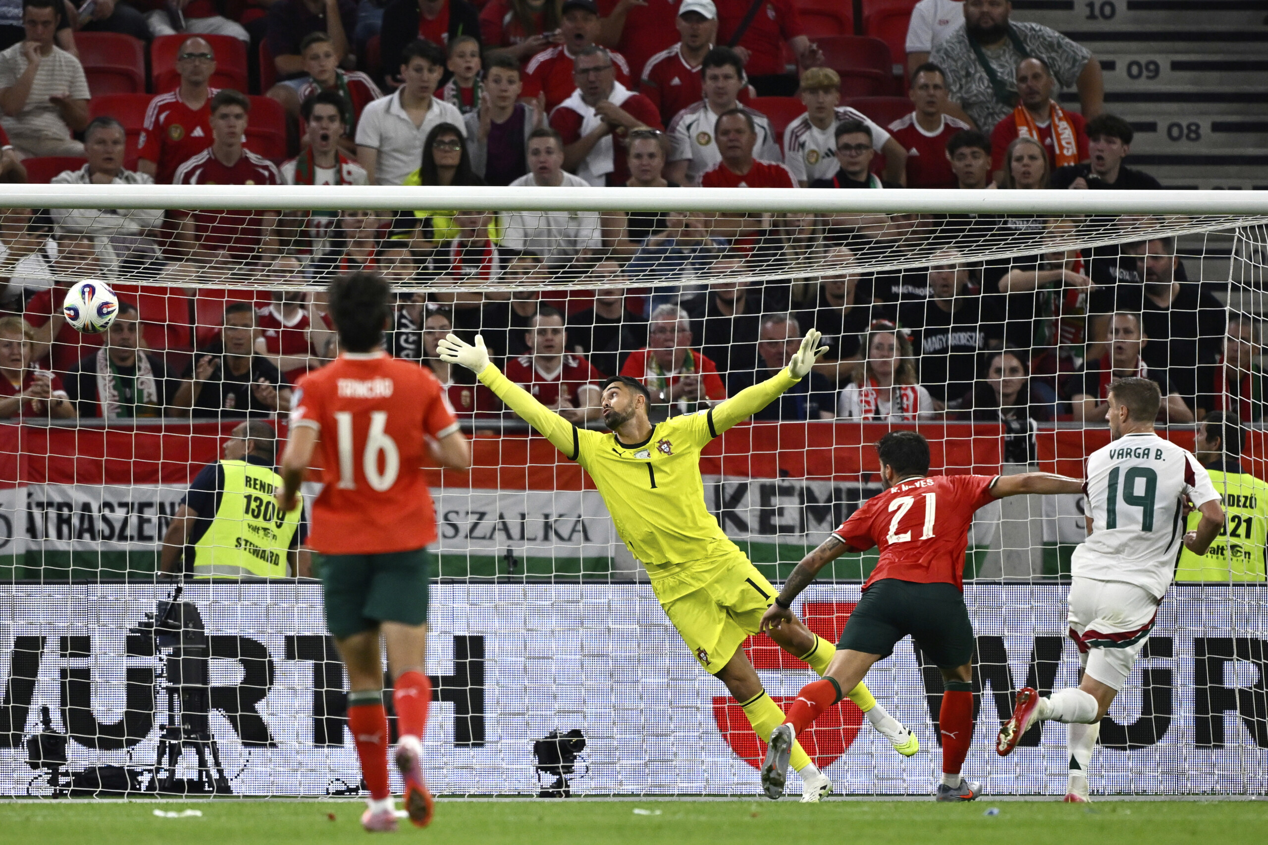 Champions, billets pour la finale de Budapest en vente à partir d’aujourd’hui 1 champions billets pour la finale de budapest en vente a partir daujourdhui scaled