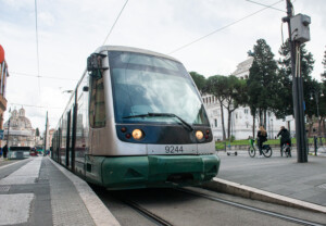 rome collision entre deux tramways plusieurs passagers blesses