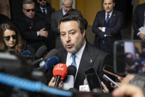 carburants salvini une baisse substantielle des accises des ce soir qui represente des centaines de millions
