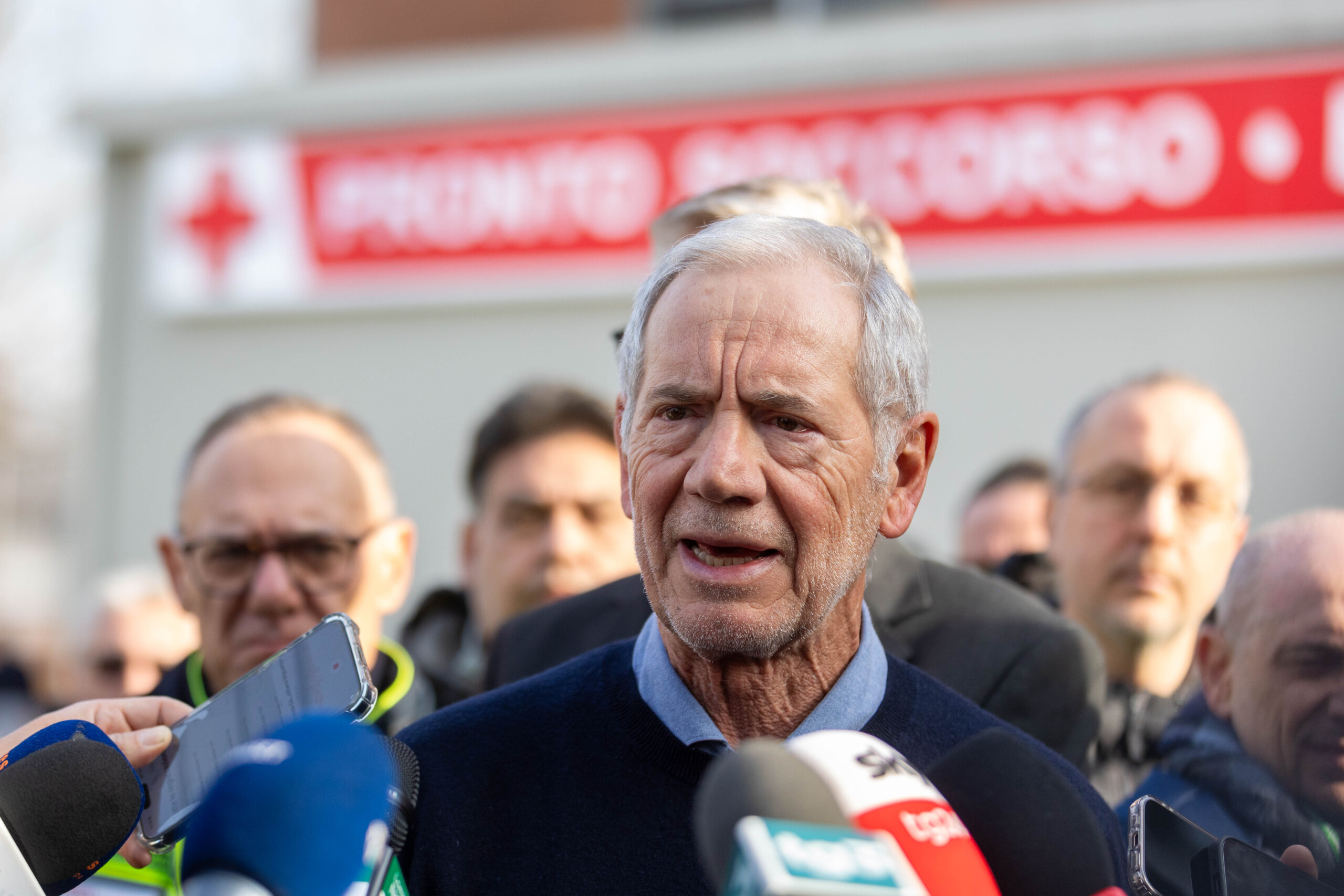 sante bertolaso nous repondons aux allegations de deficit budgetaire par des faits scaled