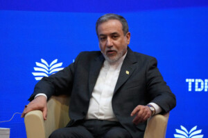 iran araghchi critique macron il ne sinquiete que de notre represailles