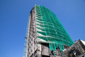 incendie a milan 9 condamnations allant jusqua 3 ans de prison pour lincendie de la torre dei moro