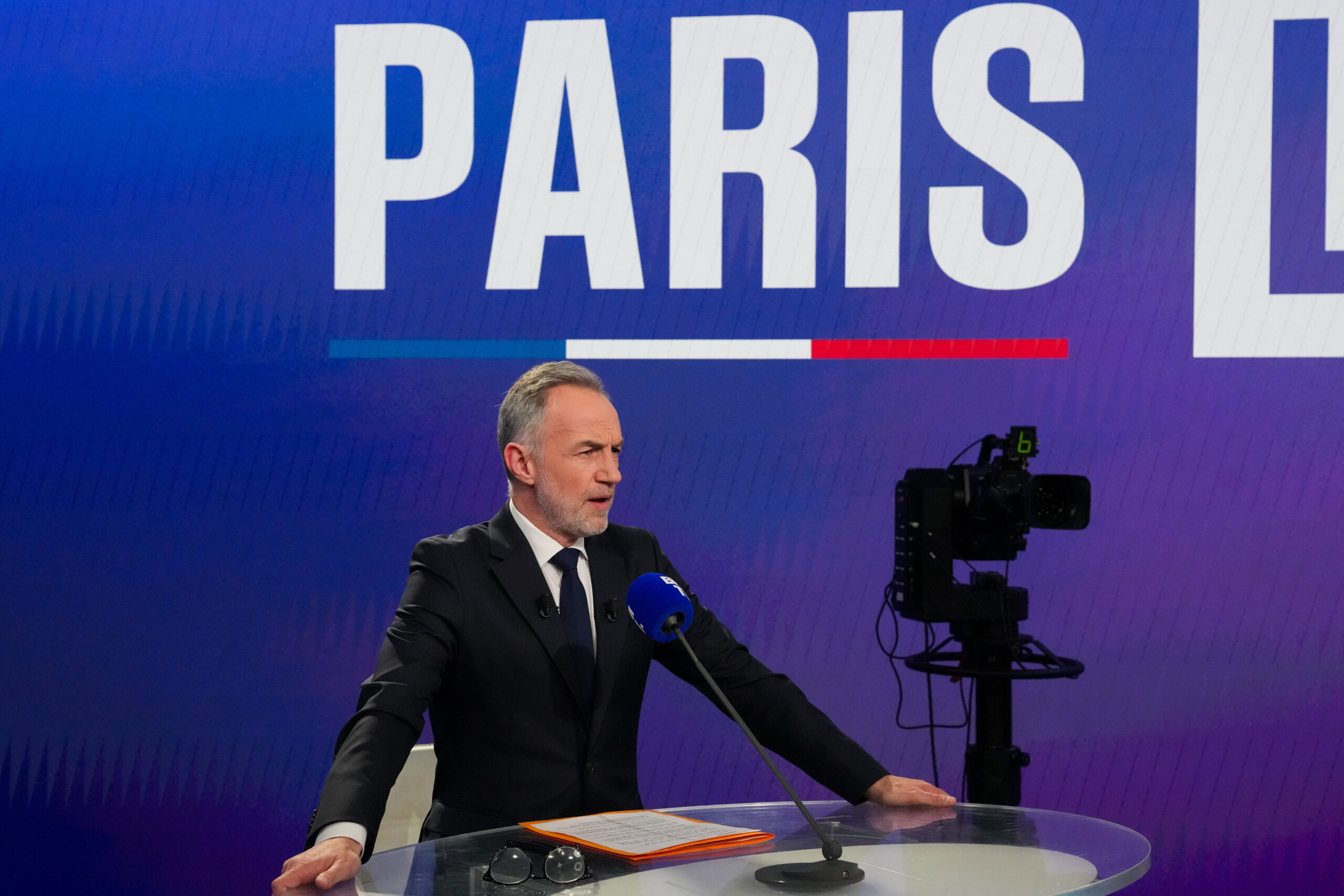 france sondages a la sortie des urnes gregoire largement en tete face a dati a paris scaled