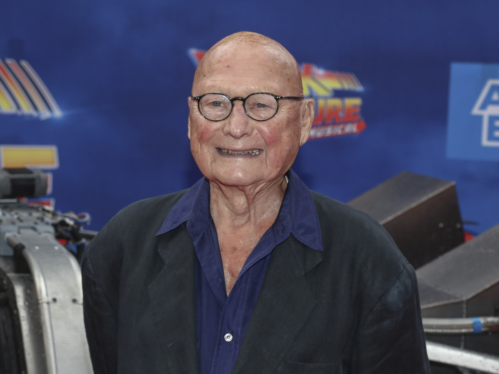 cinema james tolkan est decede a lage de 94 ans il a joue dans top gun et retour vers le futur