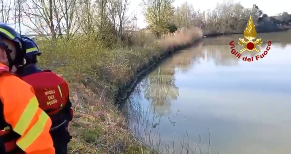 Italie, une femme et un enfant d’un an retrouvés morts dans un étang artificiel 1 italie une femme et un enfant dun an retrouves morts dans un etang artificiel