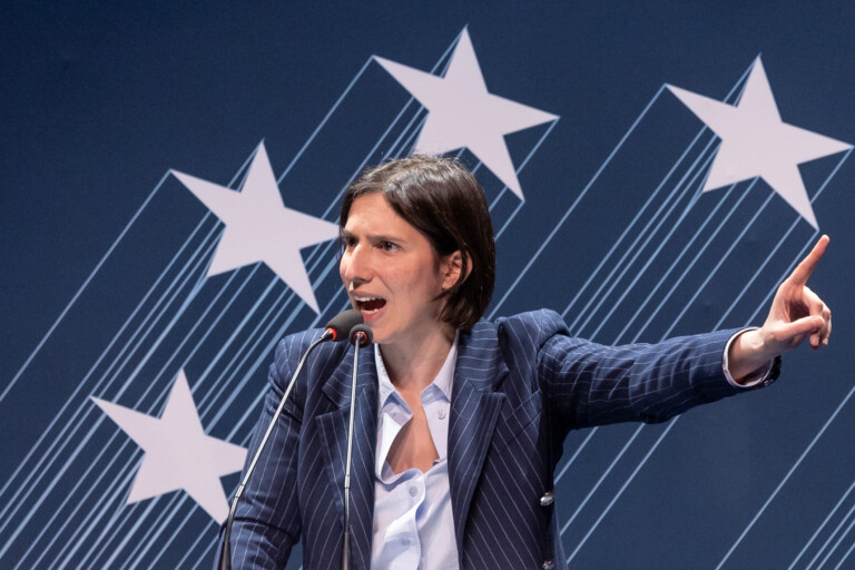 moyen orient schlein solidarite avec mgr pizzaballa le gouvernement doit prendre ses distances avec netanyahou