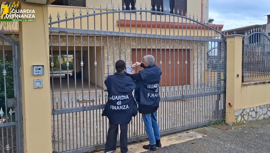 ndrangheta plus dun million deuros confisques a des entrepreneurs de reggio de calabre