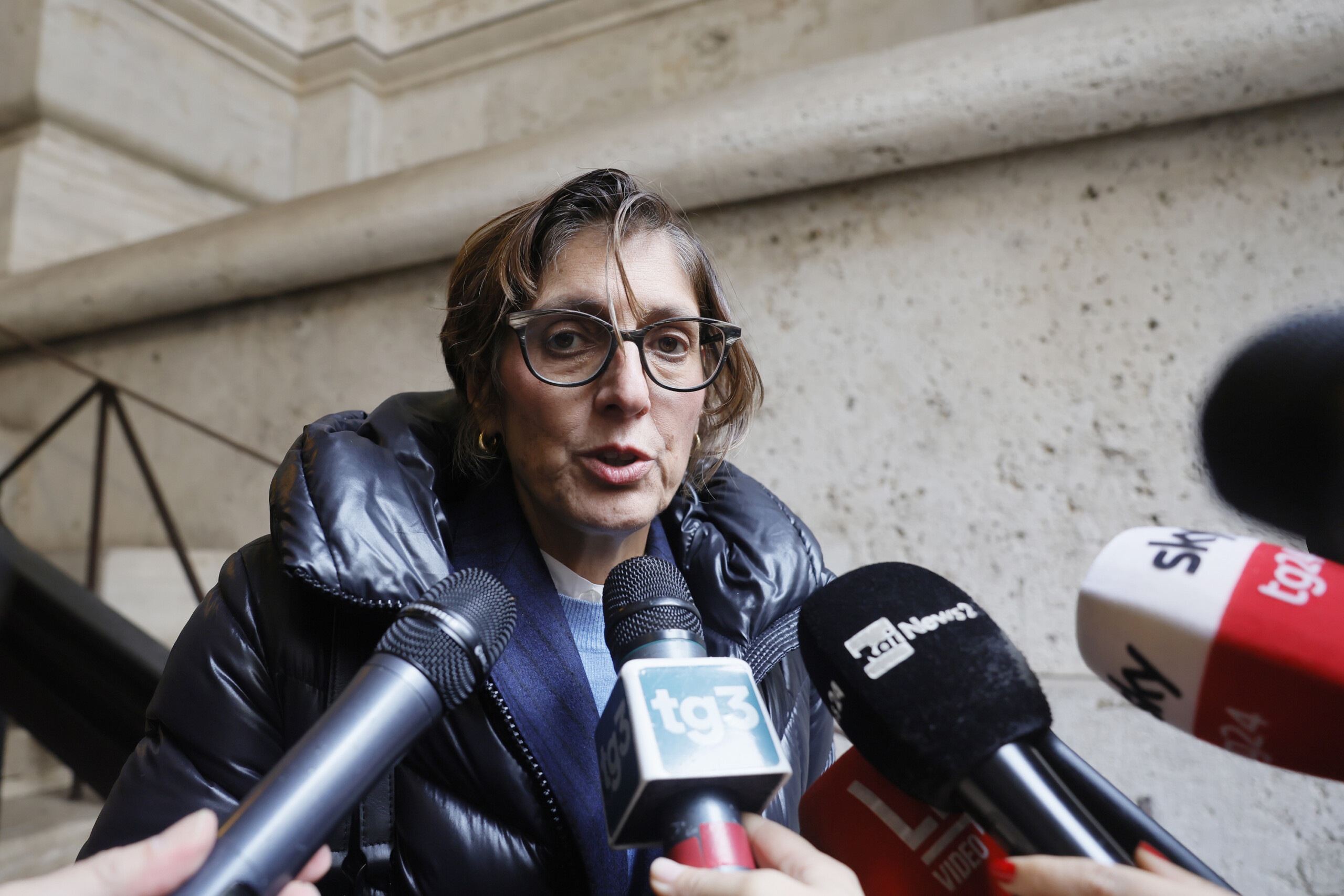 ddl violences contre les femmes bongiorno a lopposition pas dultimatum faisons une mediation pour les femmes feed scaled