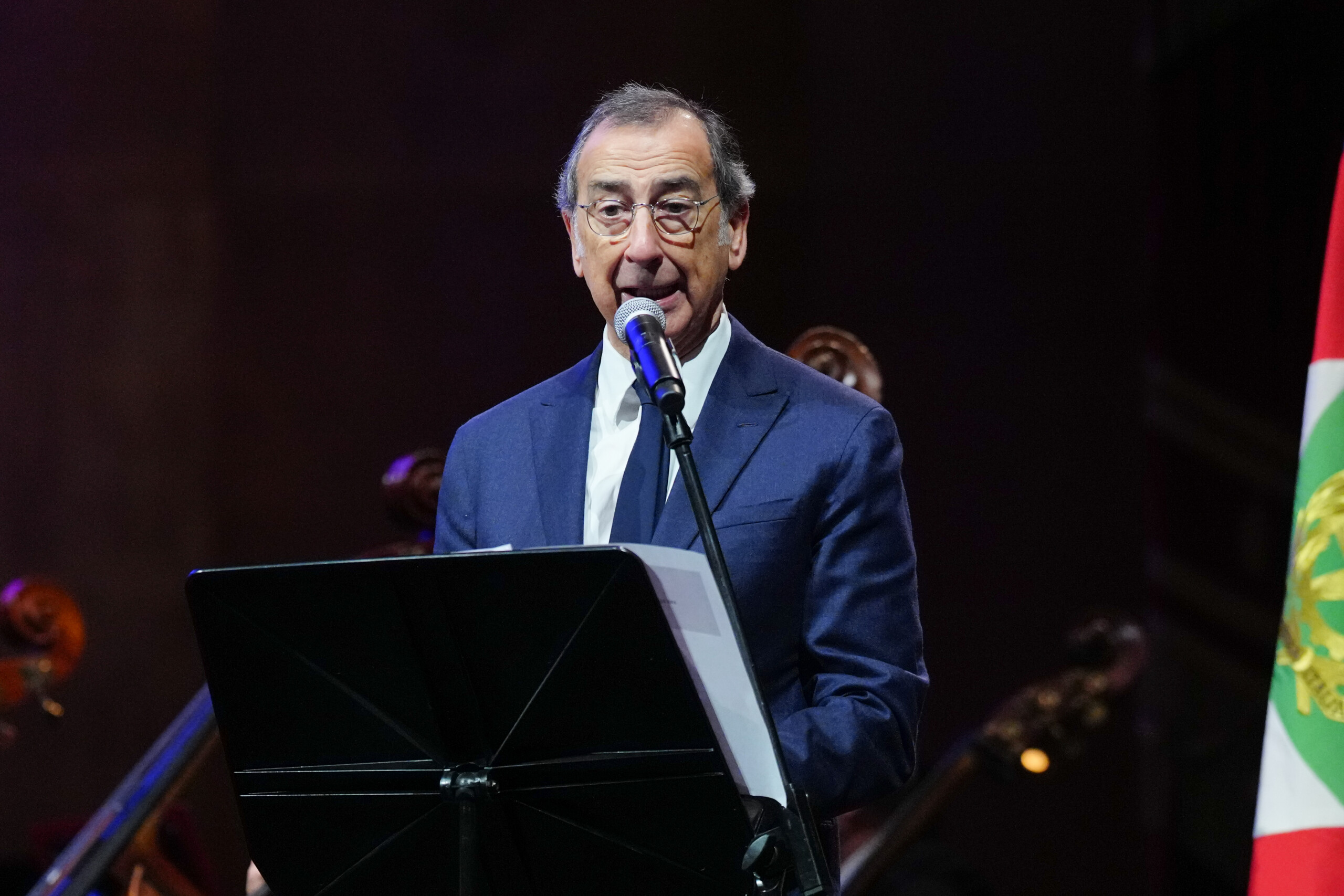 stade san siro sala milan ne merite pas un maire gratte papier scaled