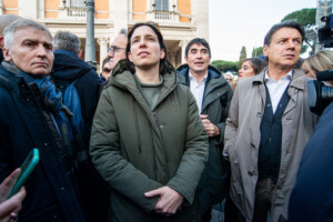 gouvernement schlein la soumission a trump ne cause que des degats familles et entreprises frappees par les factures