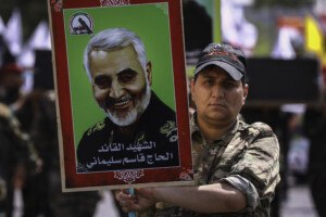 iran arrestation par les etats unis des nieces de soleimani et revocation de leurs cartes vertes en detention ice